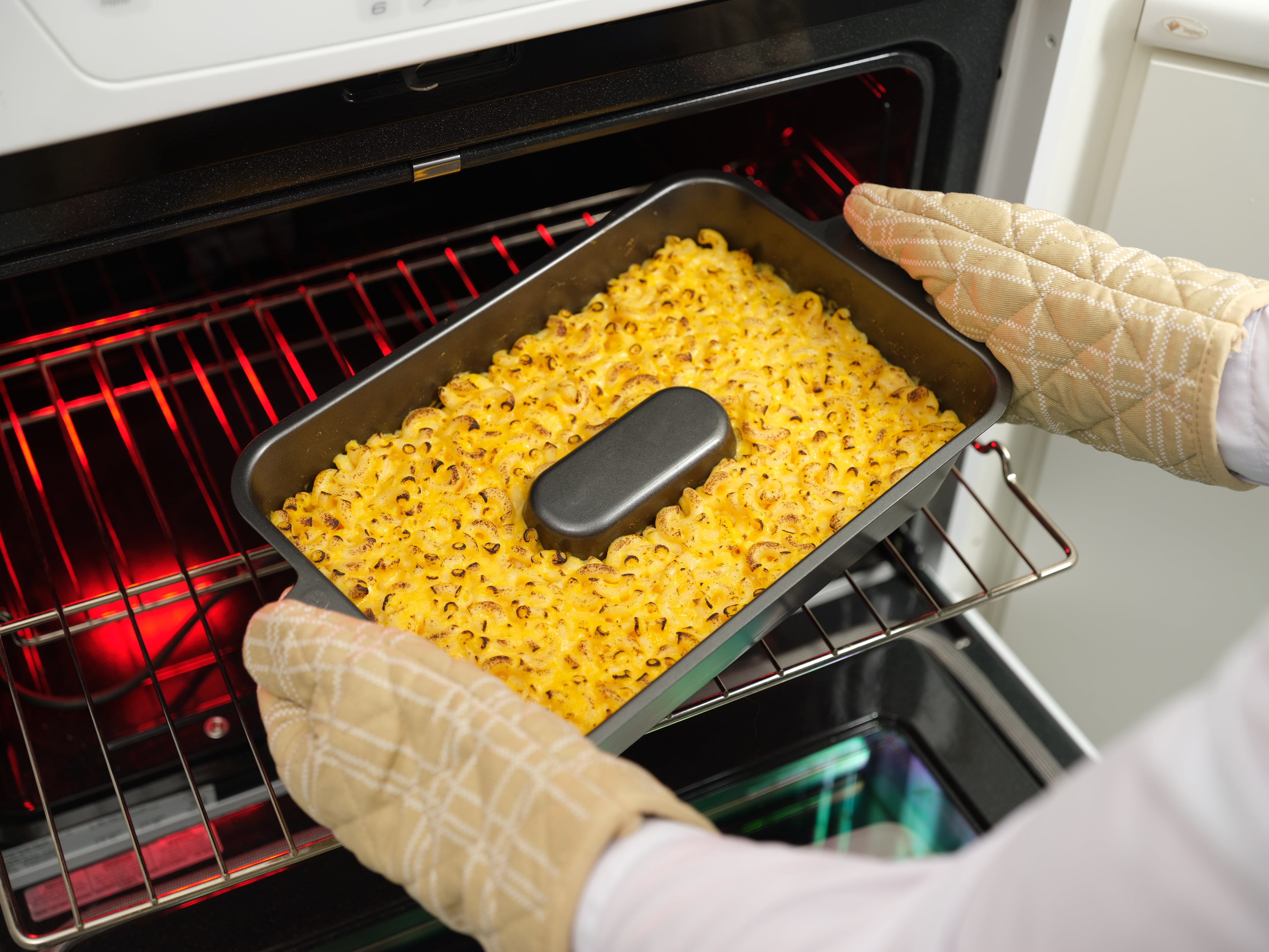 Evenly Done™ Baking Pan
