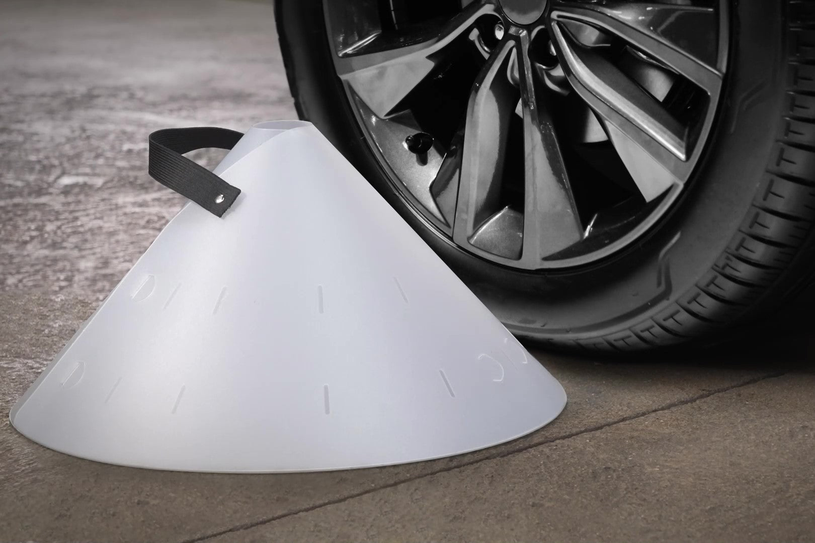 Tire Shine™ Rim Guard — Tire Spray Shield