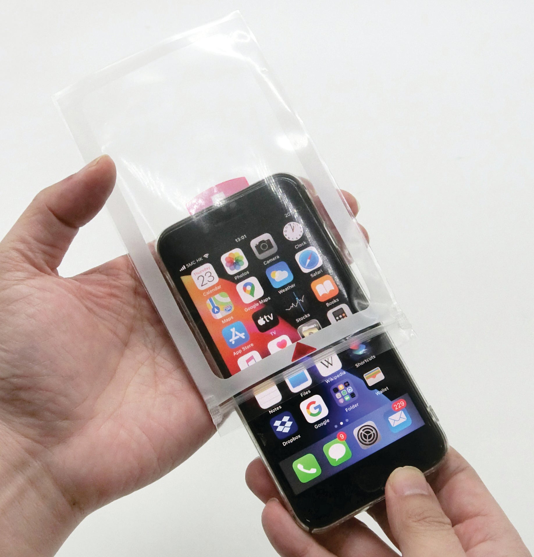 Anti-Bacterial Phone Pouch - Stops Growth Of Germs