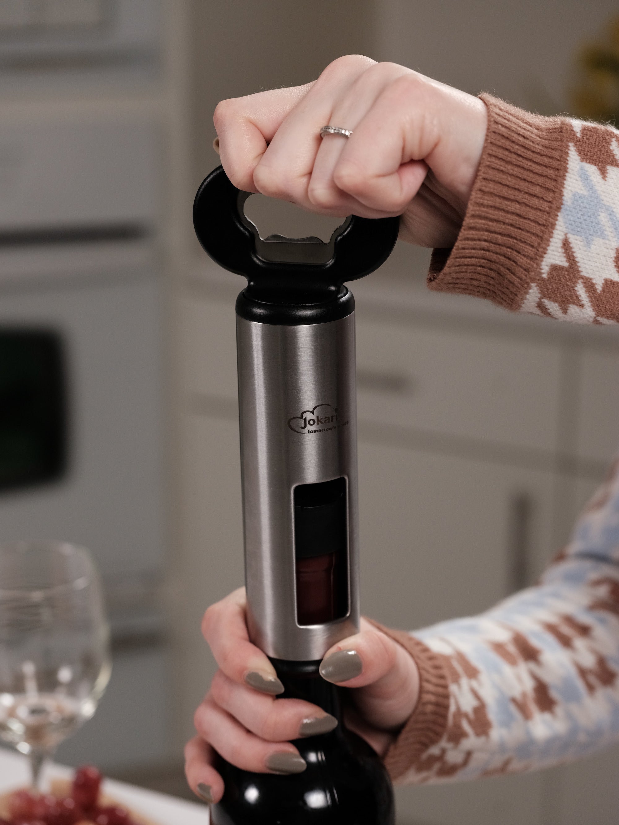 Wine Opener Pro - 3-in-1 Wine & Bottle Opener